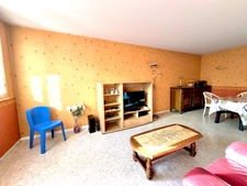 Appartement à vendre 4 pièces avec loggia fermée, cave et parking en sous sol ASNIERES SUR SEINE (92)