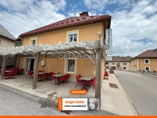 Bar-Restaurant avec appartement de type 5 et loft type 2 - FONCINE LE HAUT (39)