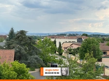 Appartement - 4 pièces  - 105 m² - GENAS (69)