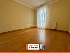 Appartement - 4 pièces  - 105 m² - GENAS (69)