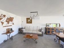 ROMORANTIN-LANTHENAY – Élégante maison contemporaine de plain-pied de 138 m² avec 4 chambres, garage et terrain paysagé de 717 m².