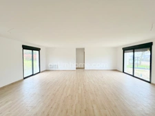 Maison neuve à vendre 5 pièces 109 m² habitables VILLEFRANCHE SUR CHER (41) sous garantie décennale, à proximité du centre ville à 10min de Romorantin et de l'axe autoroutier A85 