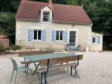 Maison 4 pièces de 72 m² avec terrain arboré de 5 290 m² – Hangar – Terrasse – Prise véhicule électrique situé à Faverolles en Berry 