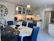Maison 4 pièces de 72 m² avec terrain arboré de 5 290 m² – Hangar – Terrasse – Prise véhicule électrique situé à Faverolles en Berry 