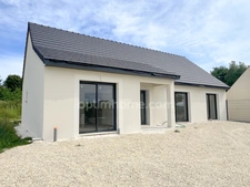 Maison neuve à vendre 5 pièces 109 m² habitables VILLEFRANCHE SUR CHER (41) sous garantie décennale, à proximité du centre ville à 10min de Romorantin et de l'axe autoroutier A85 