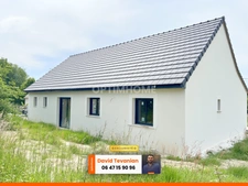 Maison neuve à vendre 5 pièces 109 m² habitables VILLEFRANCHE SUR CHER (41) sous garantie décennale, à proximité du centre ville à 10min de Romorantin et de l'axe autoroutier A85 