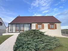 Maison familiale de plain-pied 4 pièces Soings-en-Sologne à 15min de Romorantin et 30min de Blois située dans un cadre naturel et calme 