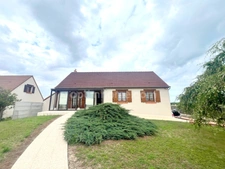 Maison familiale de plain-pied 4 pièces Soings-en-Sologne à 15min de Romorantin et 30min de Blois située dans un cadre naturel et calme 