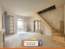 Ensemble immobilier à rénover - 2 maisons individuelles - terrain -  82 000€