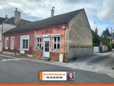 Maison plain-pied 110m²  - 3 chambres - Terrain - Garage - Maisonnette 42m² - 98 550 €