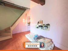 Maison plain-pied 128m², 2 chambres, grenier aménageable, terrain/garage, 87 600€