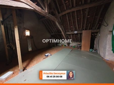 Maison plain-pied 128m², 2 chambres, grenier aménageable, terrain/garage, 87 600€