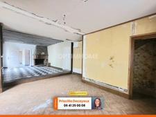 Ensemble immobilier à rénover - 2 maisons individuelles - terrain -  82 000€