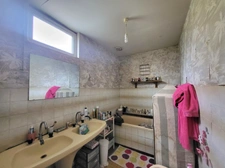 Maison plain-pied 110m²  - 3 chambres - Terrain - Garage - Maisonnette 42m² - 98 550 €