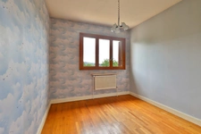 Maison à vendre 6 pièces avec garage NEUVILLE SUR SAONE (69)