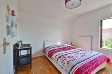Maison individuelle avec garage à vendre 6 pièces VENISSIEUX (69)
