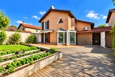 VENISSIEUX CHARRÉARD - MAISON FAMILIALE 115 M² - 5 CHAMBRES - JARDIN - GARAGE