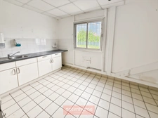 OPPORTUNITÉ D’IMPLANTATION COMMERCIALE – 1 707 M² + 250 STATIONNEMENTS