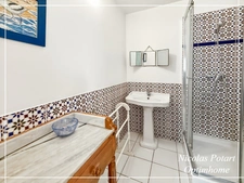 Maison familiale de charme en pierre – Cadre bucolique & potentiel locatif