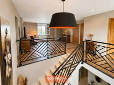 MARGNY-LÈS-COMPIÈGNE – PROPRIÉTÉ CONTEMPORAINE DE 260 m² AVEC DÉPENDANCE DE PLUS DE 170 M²