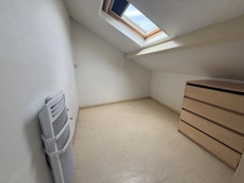 Studio 19 m² – 34 m² au sol – Compiègne – Électricité, eau et chauffage compris