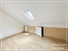 Maison 4 pièces avec cour, préau et bureau – Centre de Lacroix-Saint-Ouen