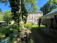 Moulin du XIIIe siècle – 600 m² – 20 couchages – Fort potentiel gîtes / événementiel – 1h de Paris