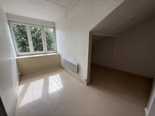 Studio 19 m² – 34 m² au sol – Compiègne – Électricité, eau et chauffage compris