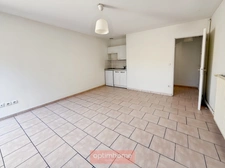 Studio avec extérieur à deux pas de la gare – Disponible immédiatement !
