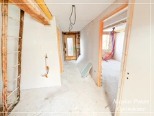 Ensemble immobilier avec granges et fort potentiel proche Compiègne