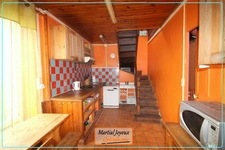 Laissez place a votre imagination pour cette maison a finir de rénover !