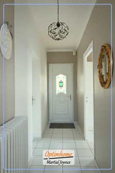 Je vous propose à la vente cette superbe demeure familiale à Pontorson.