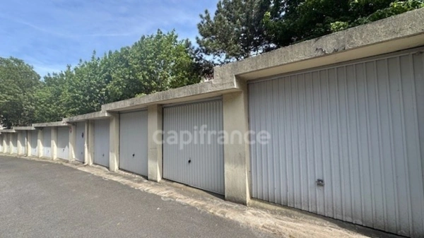 Box à vendre CHATILLON (92) - Centre de Châtillon – à deux pas du Tramway T6