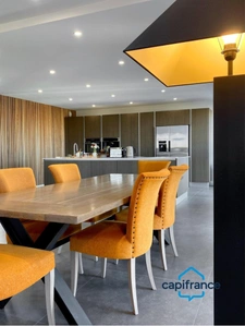  A 10 min de Sète, à Frontignan, Appartement duplex d’exception avec terrasse panoramique de 82 m² – Prestations haut de gamme