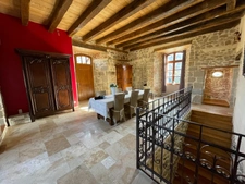 Château 10 pièces du XIVe siècle, récemment restauré