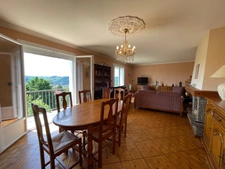 MAISON T9 240 m2 AVEC STUDIO