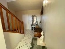 MAISON T9 240 m2 AVEC STUDIO