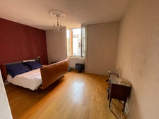 IMMEUBLE DE RAPPORT 240 M2