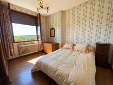 MAISON 6 PIECES 141 M2