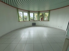 MAISON D'ARCHITECTE 190 M2 - 6 PIECES - PISCINE