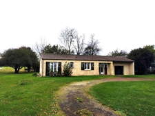 Maison à vendre 4 pièces VARZAY (17)
