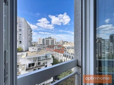 Appartement familial 90 m² - 11e étage - Vue panoramique sur Paris - Balcon - 2 parkings & Cave - PARIS 14ème
