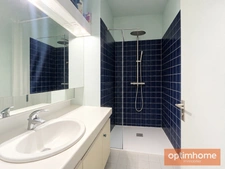 Appartement familial 90 m² - 11e étage - Vue panoramique sur Paris - Balcon - 2 parkings & Cave - PARIS 14ème