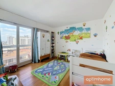 Appartement familial 90 m² - 11e étage - Vue panoramique sur Paris - Balcon - 2 parkings & Cave - PARIS 14ème
