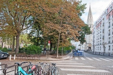 Appartement à vendre 2 pièces 67m2 proximité de la Tour Eiffel et du Métro La Motte-Picquet à Paris 15ème