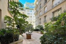PARIS 16ᵉ - VOTRE PIED-À-TERRE AU-DESSUS DES TOITS - Appartement à vendre 2 pièces - AUTEUIL/JASMIN 