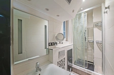 EXCLUSIVITE  Vente appartement 2 pièces entièrement rénové Paris 13ème Métro Olympiades 347 000 €