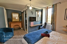 Maison bourgeoise de caractère de 215 m2 habitables avec local commercial et deux chambres d’hôtes à Chamoux-sur-Gelon (73390)