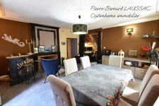 Maison bourgeoise de caractère de 215 m2 habitables avec local commercial et deux chambres d’hôtes à Chamoux-sur-Gelon (73390)