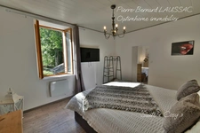 Maison bourgeoise de caractère de 215 m2 habitables avec local commercial et deux chambres d’hôtes à Chamoux-sur-Gelon (73390)